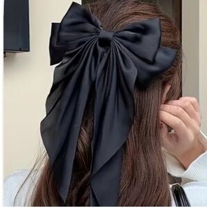 Black Bow Hair Pin